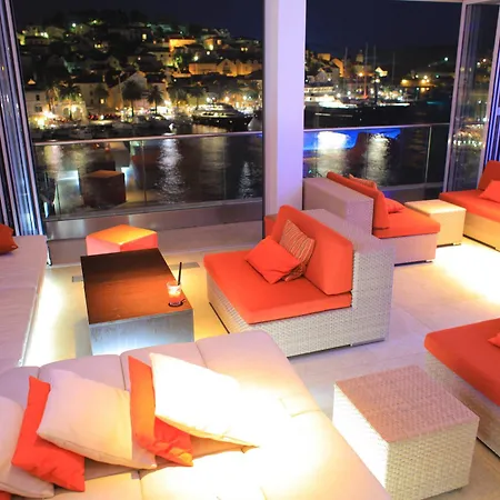 Adriana Hvar Hotel 4*