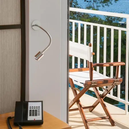 أدريانا سبا 4* هفار