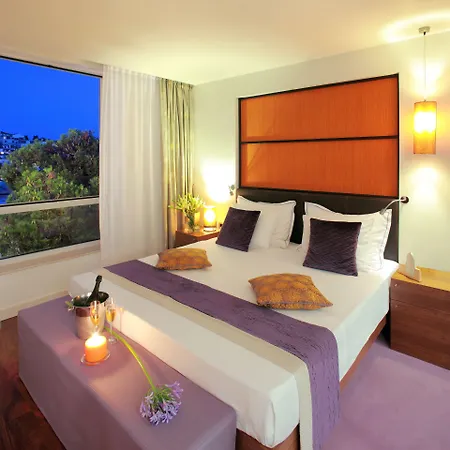 酒店 阿德瑞安纳哈瓦温泉酒店 4*