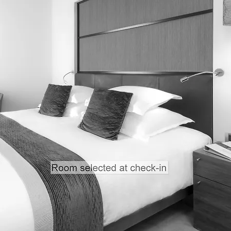 阿德瑞安纳哈瓦温泉酒店 4* 赫瓦尔