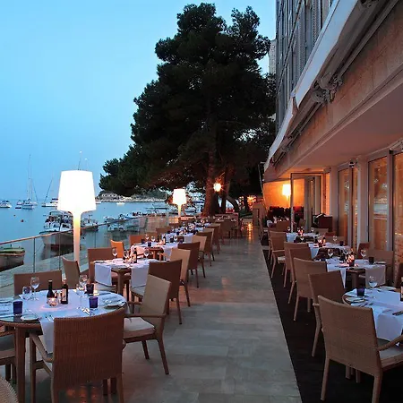 아드리아나 흐바르 스파 호텔 4* 흐바르